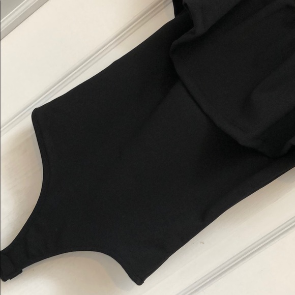 OFF SHOULDER RUFFLE BODYSUIT - Picture 6 of 9